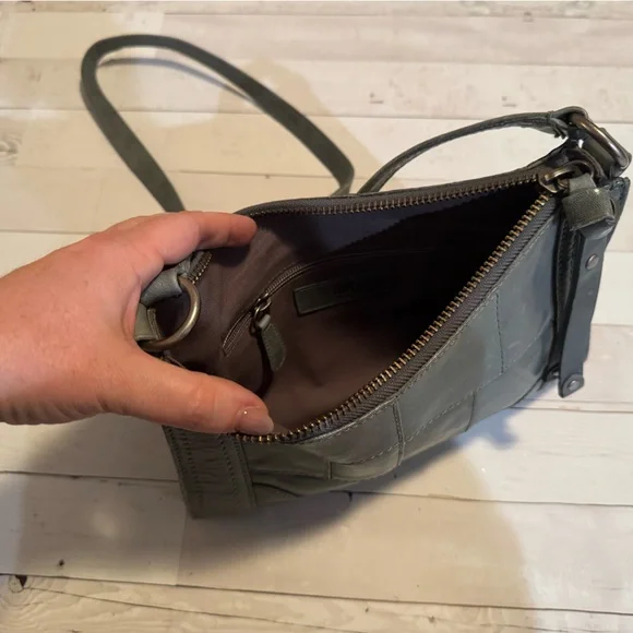 Frye light blue leather shoulder or crossbody bag - Picture 9 of 12